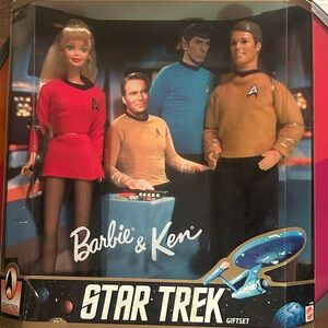 Mattel Barbie & Ken Star Trek Set! Red/Gold Uniforms! 1996.